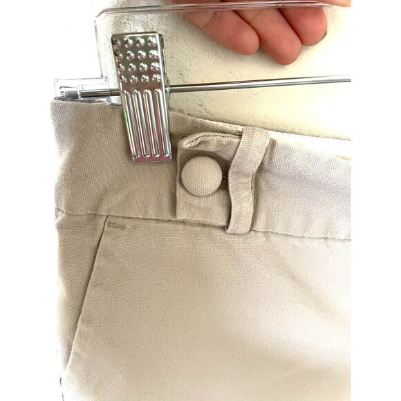 Banana Republic Ryan Fit Short 3"  Low Rise Shorts Tan Size 4 - Picture 4 of 8